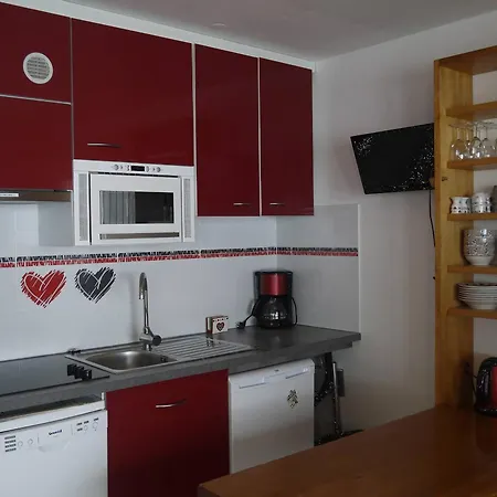 Appartement Skis Aux Pieds Avec Double Balcon Pres De - Fr-1-355-101 Méribel